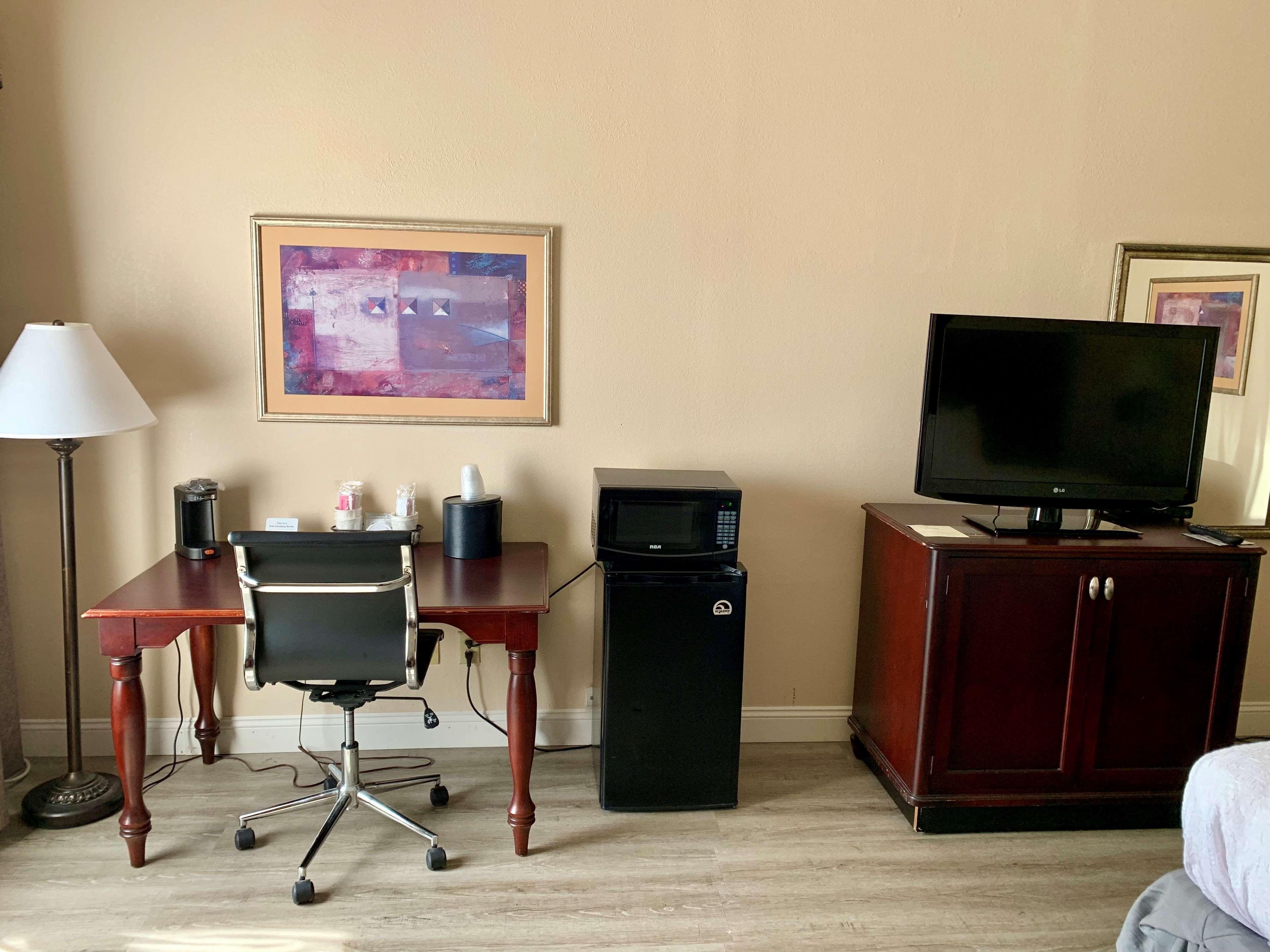 Country Inn & Suites By Radisson, Midway - Tallahassee West 외부 사진