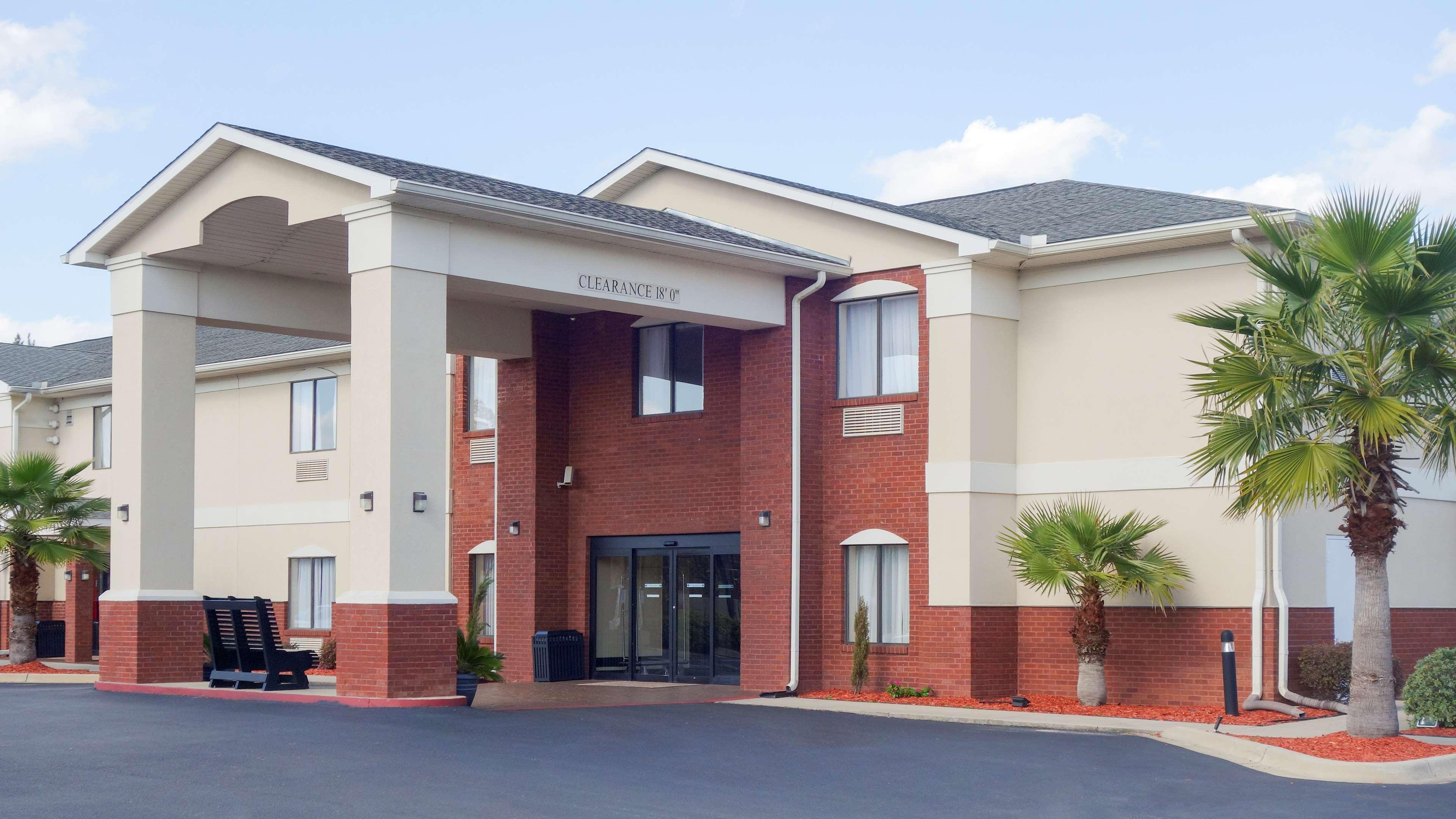 Country Inn & Suites By Radisson, Midway - Tallahassee West 외부 사진