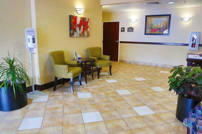 Country Inn & Suites By Radisson, Midway - Tallahassee West 외부 사진
