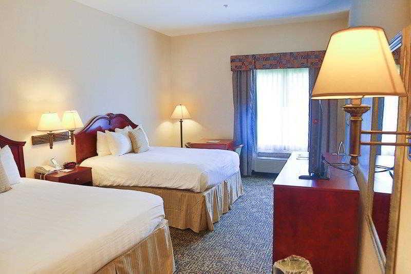Country Inn & Suites By Radisson, Midway - Tallahassee West 외부 사진