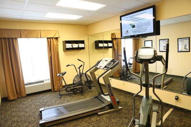 Country Inn & Suites By Radisson, Midway - Tallahassee West 외부 사진