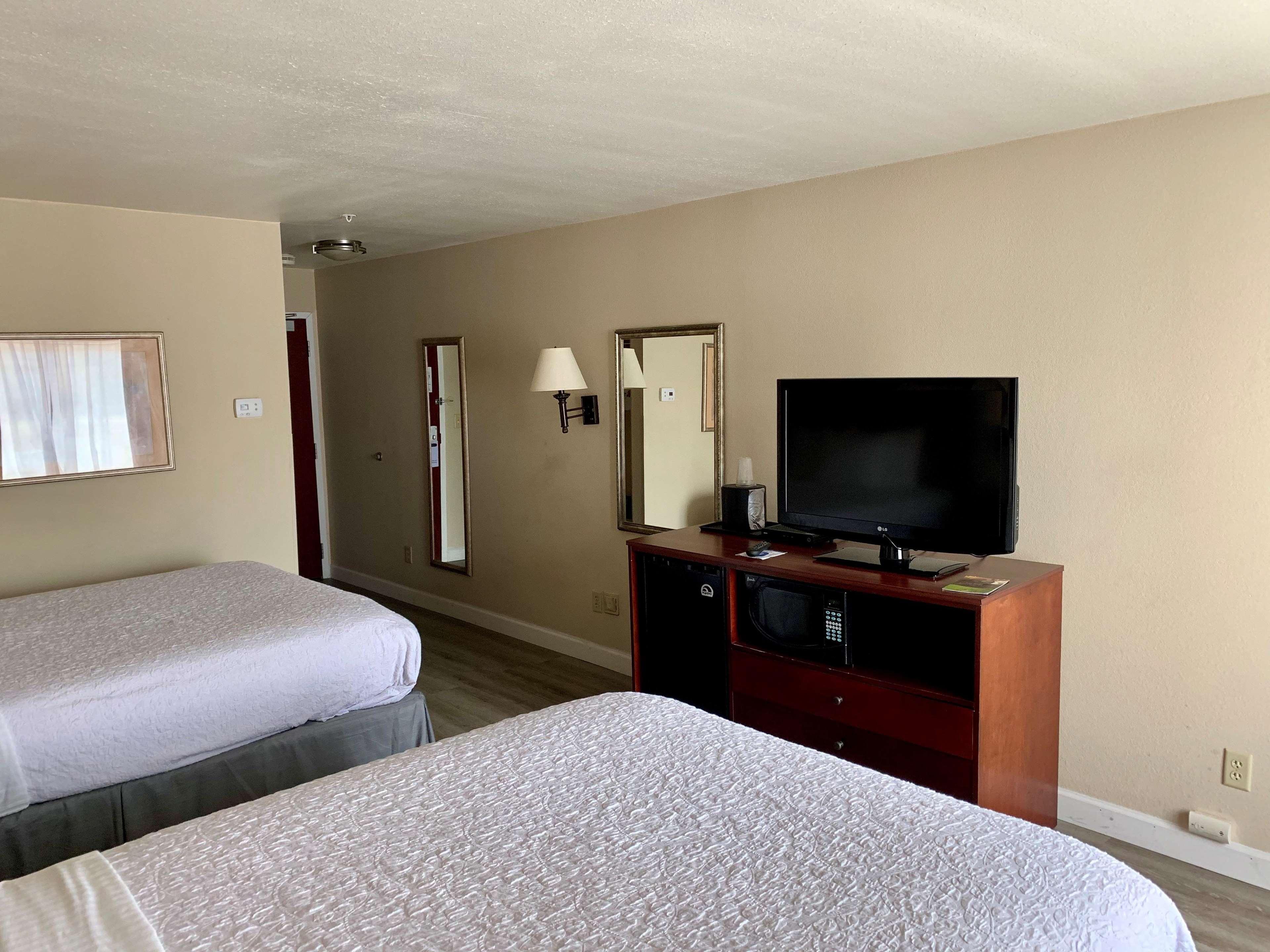 Country Inn & Suites By Radisson, Midway - Tallahassee West 외부 사진