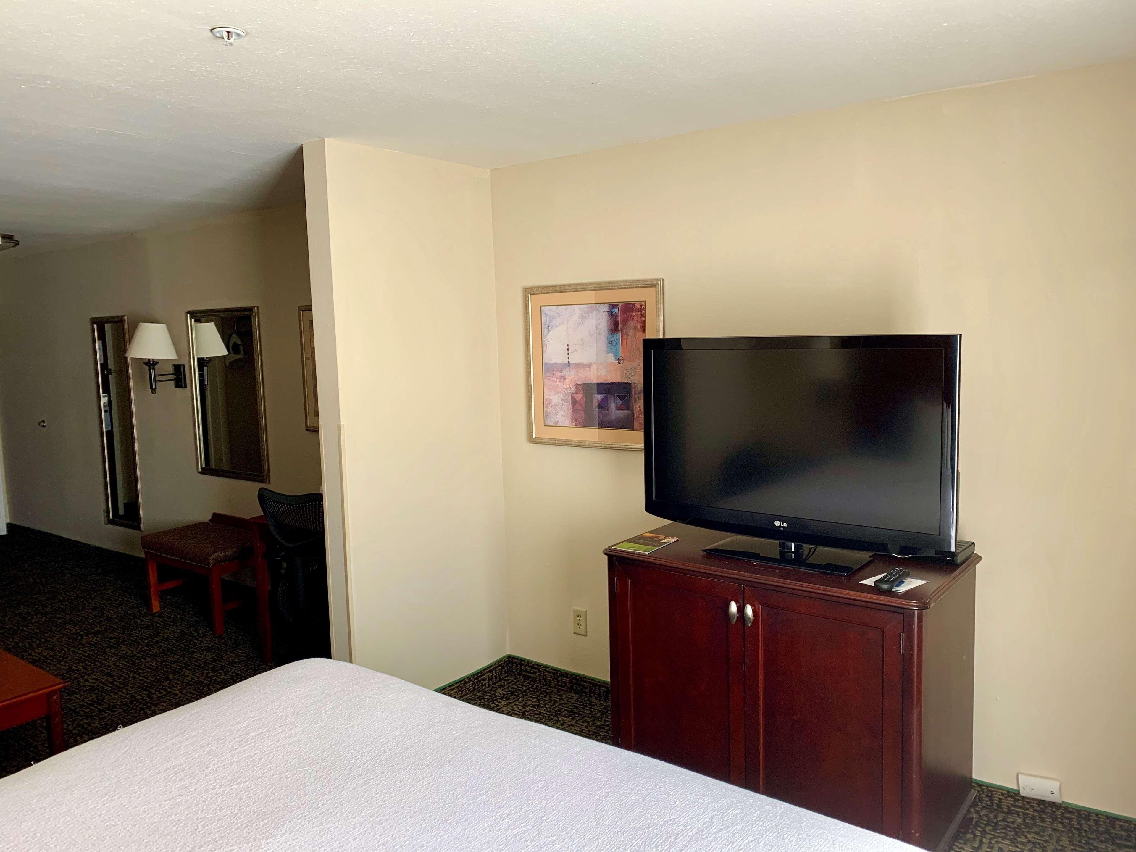 Country Inn & Suites By Radisson, Midway - Tallahassee West 외부 사진